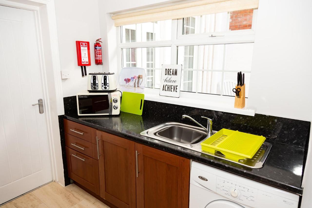 Alexander Apartments South Shields Jarrow エクステリア 写真